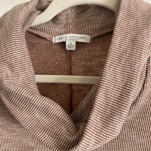 Women's Not So Mystery Box Size Small #2 - Picture 3 of 12